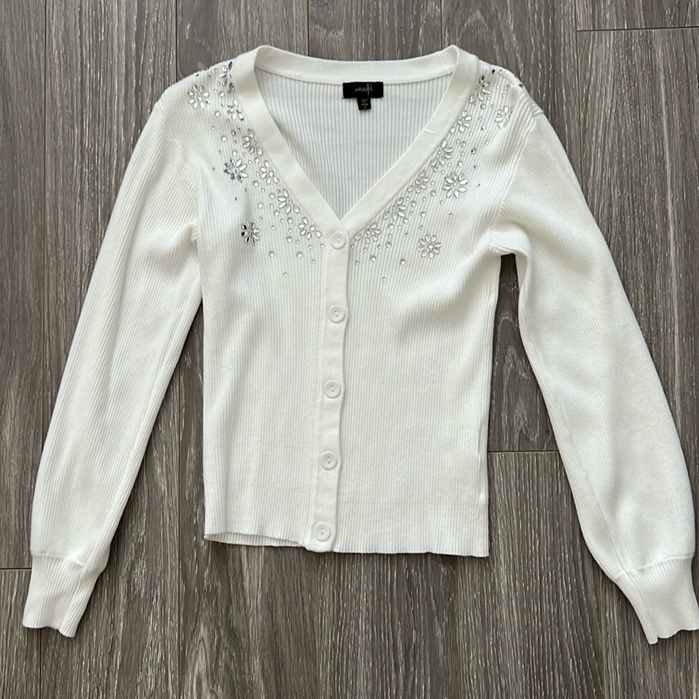 Never worn white cardigan size S